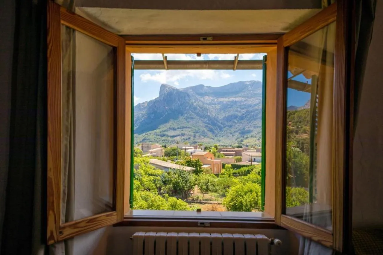 Villa Rae Soller